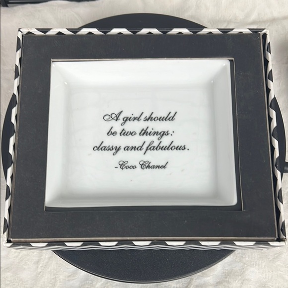 Gorgeous trinket dish with quote from CoCo Chanel Great gift idea ๐๐ - Picture 7 of 12